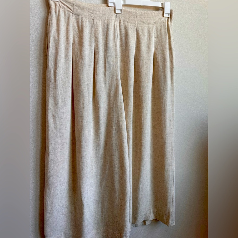Linen wide legged cropped pants
